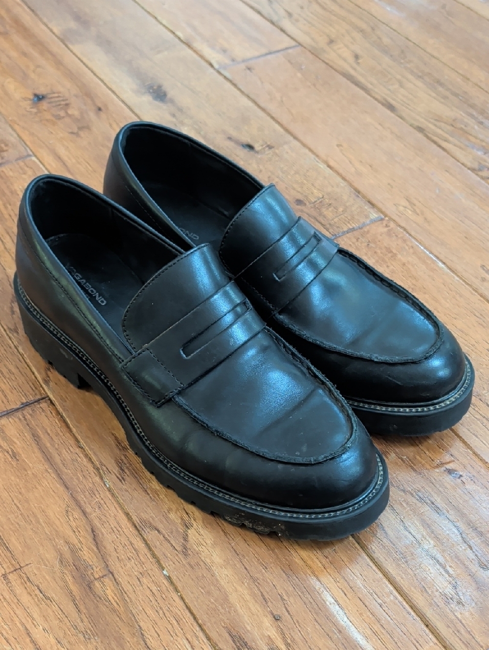 Vagabond Kenova Black Leather Penny Loafers with Lug Sole